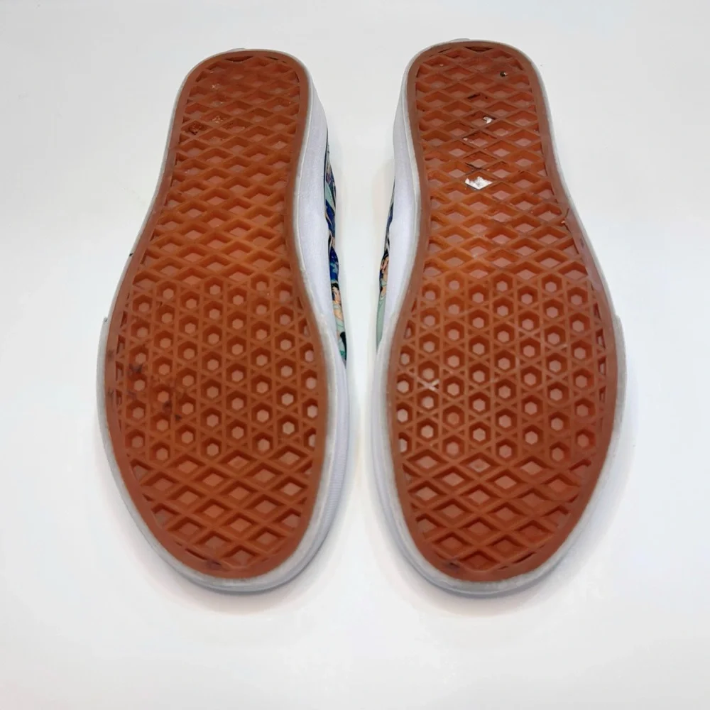 LIMITED EDITION Princess Jasmine Vans Sneakers - Picture 5 of 6